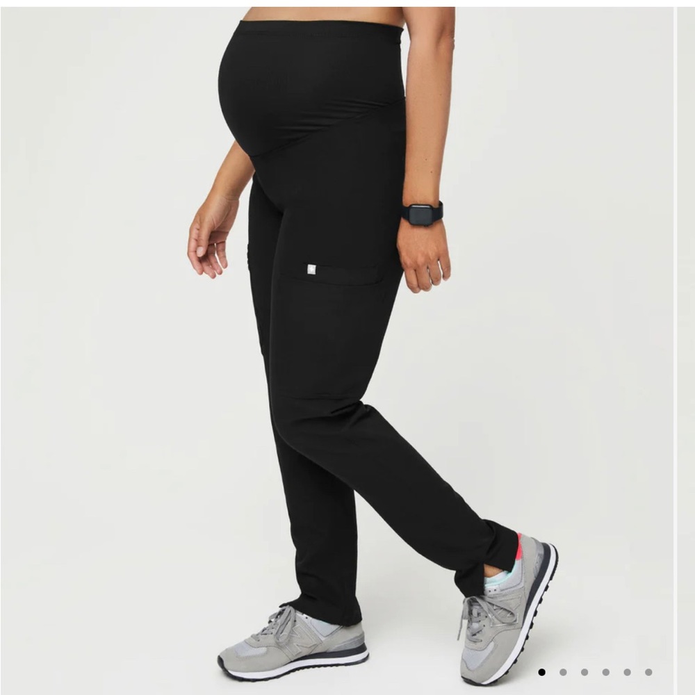 FIGS Maternity Yola Skinny Scrub pants